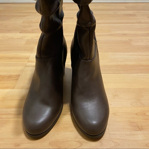 Easy Street Mara Slouch Boots - Picture 3 of 9